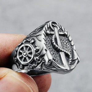 Men's Retro Anchor Ring with nautical design in antique silver, featuring anchor and ship's wheel motif.