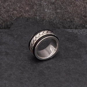Hoxton silver ring for men with braided design on matte finish band
