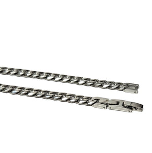 Men’s 7mm hypoallergenic stainless steel curb chain necklace by T.M.J, featuring a durable, stylish chain design.