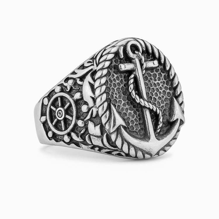 Men’s stainless steel retro anchor navigator ring featuring bold nautical style and vintage character, ideal for maritime-inspired fashion.