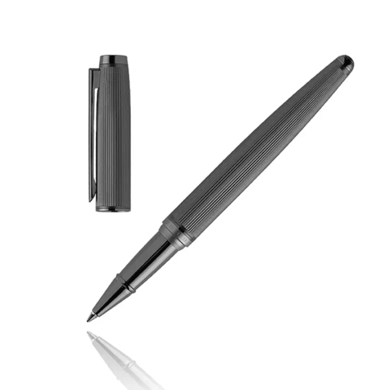 Hugo Boss HOGO BOSS rollerball pen Blaze Gun with sleek black design and silver accents, ideal for professional writing.