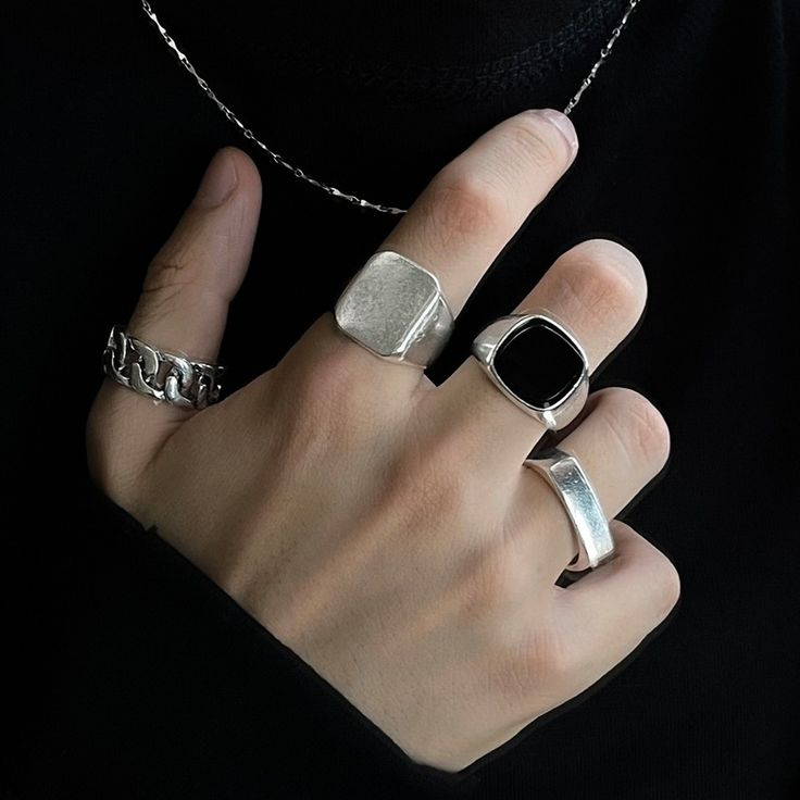 10 Ways to Elevate Your Style with Premium Men's Jewelry
