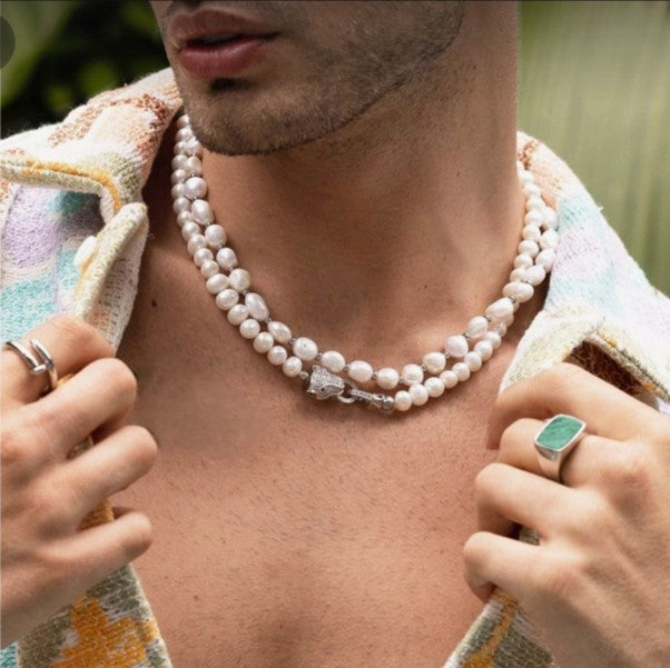 Our collection of assorted men's pearl necklaces offers a diverse range of designs,