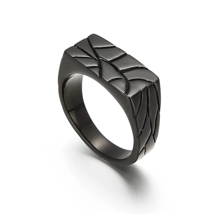 Men’s stainless steel ring with unique crazy pattern finish, modern design for style-conscious men.