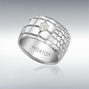 Hoxton London men's sterling silver ring with a detailed wild crocodile pattern, showcasing intricate crocodile-textured design.
