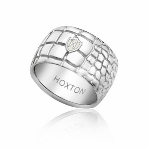 Hoxton London men's sterling silver ring with a wild crocodile-patterned design, showcasing detailed textured craftsmanship.