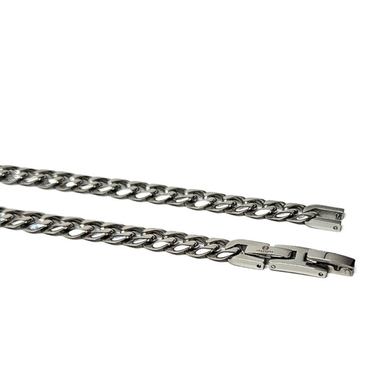 Men’s 7mm hypoallergenic stainless steel curb chain necklace by T.M.J, featuring a durable, stylish chain design.