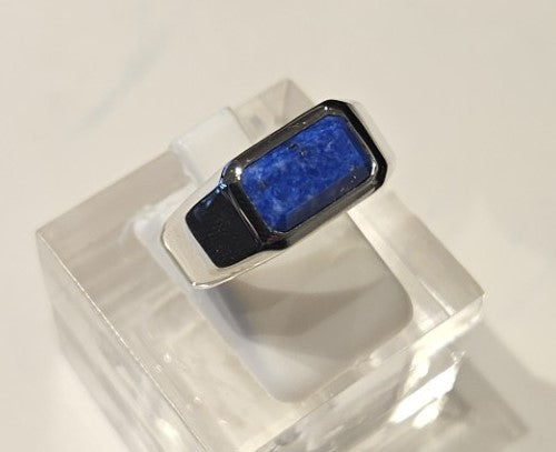 Sterling Silver Lapis Lazuli Ring from T.M.J Element Series featuring a deep blue gemstone set in a sleek silver band.