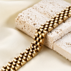 Silver stainless steel luxury brick bracelet for men, handmade by T.M.J, 10mm width, adjustable to 21cm length.