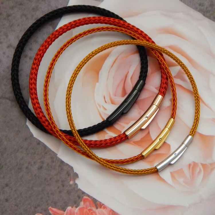 Black stainless steel braided cable bracelet by TMJ, 17cm, 3mm thickness, stylish and durable men's jewelry accessory.